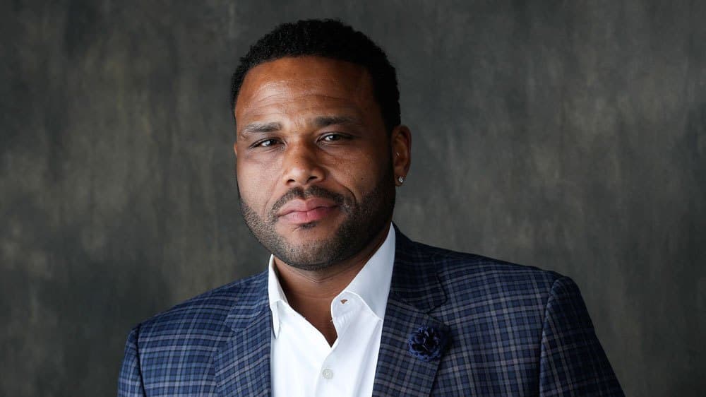 Anthony Anderson visits Ghana with other hollywood stars