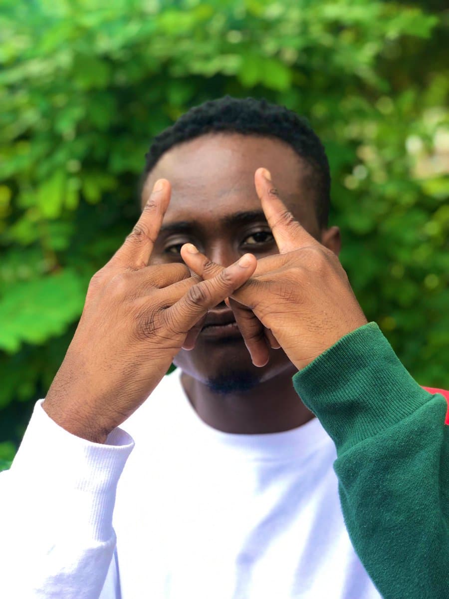 Offei Reinvents Old School West African Pop Music in New Single ‘Santorini’