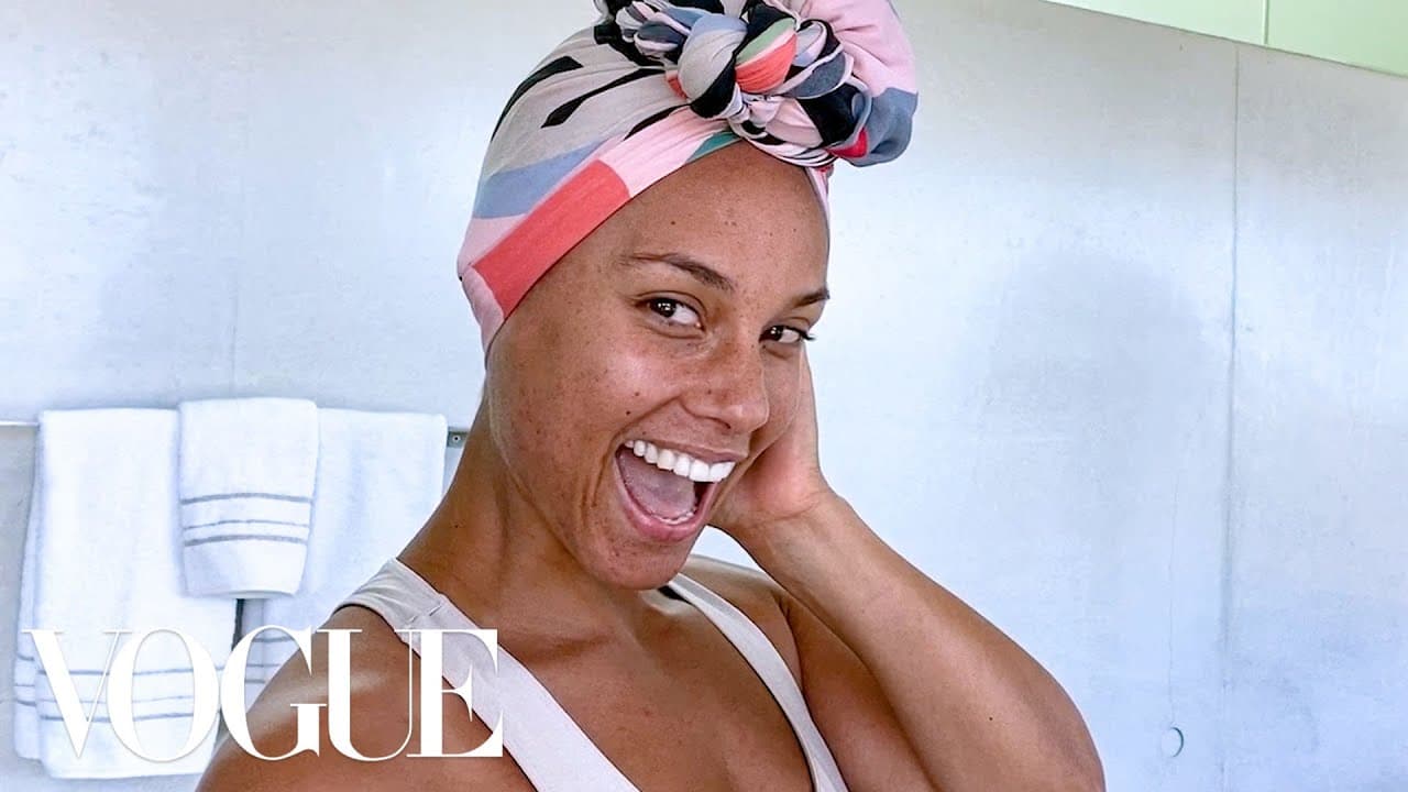 WATCH Alicia Keys’ Skincare & Hair Routine