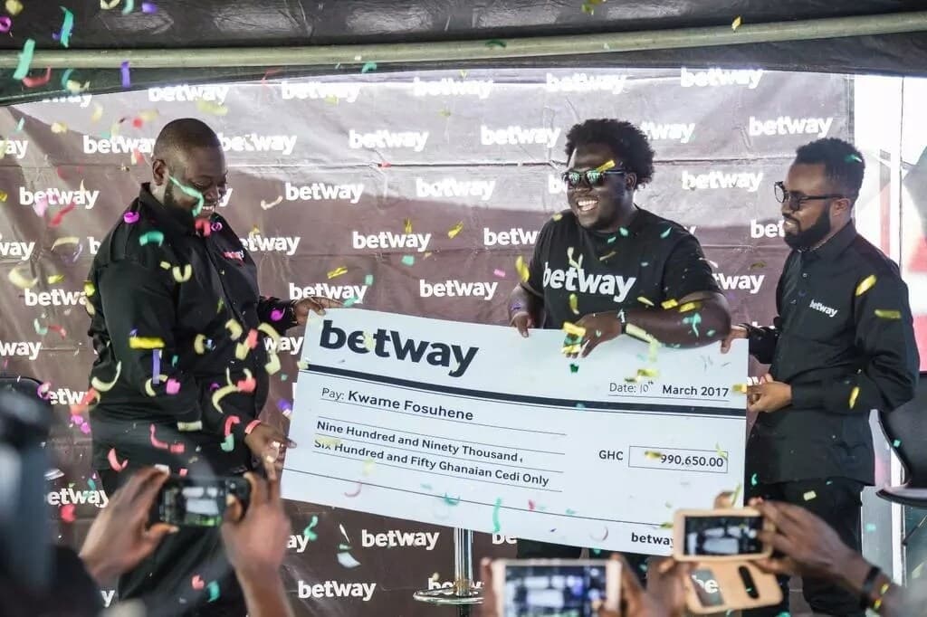 He wins GHC80,000 bet this Christmas, sends new year message to Soccabet